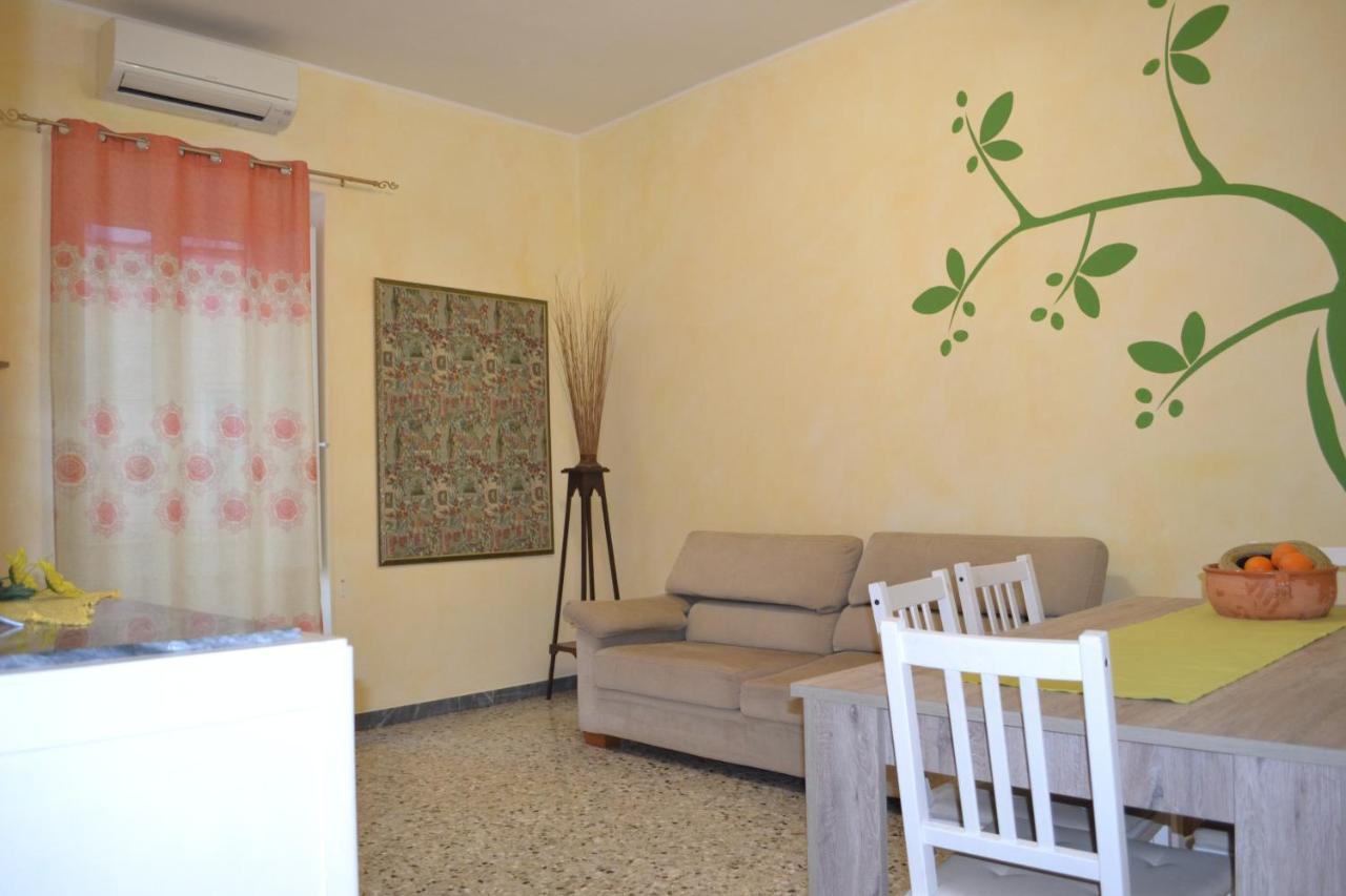 Villa Casa Vacanze Raggio Di Sole Monopoli Extérieur photo